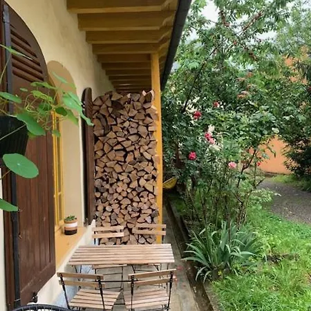Apartment Sur Cour, Le Berlingott